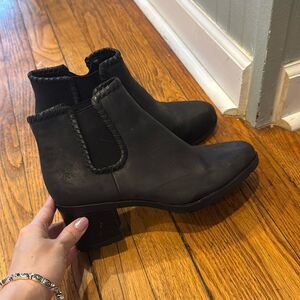 Jack Rogers Boots Womens 8.5 M Chelsea Heels Ankle Booties Black Leather Pull On